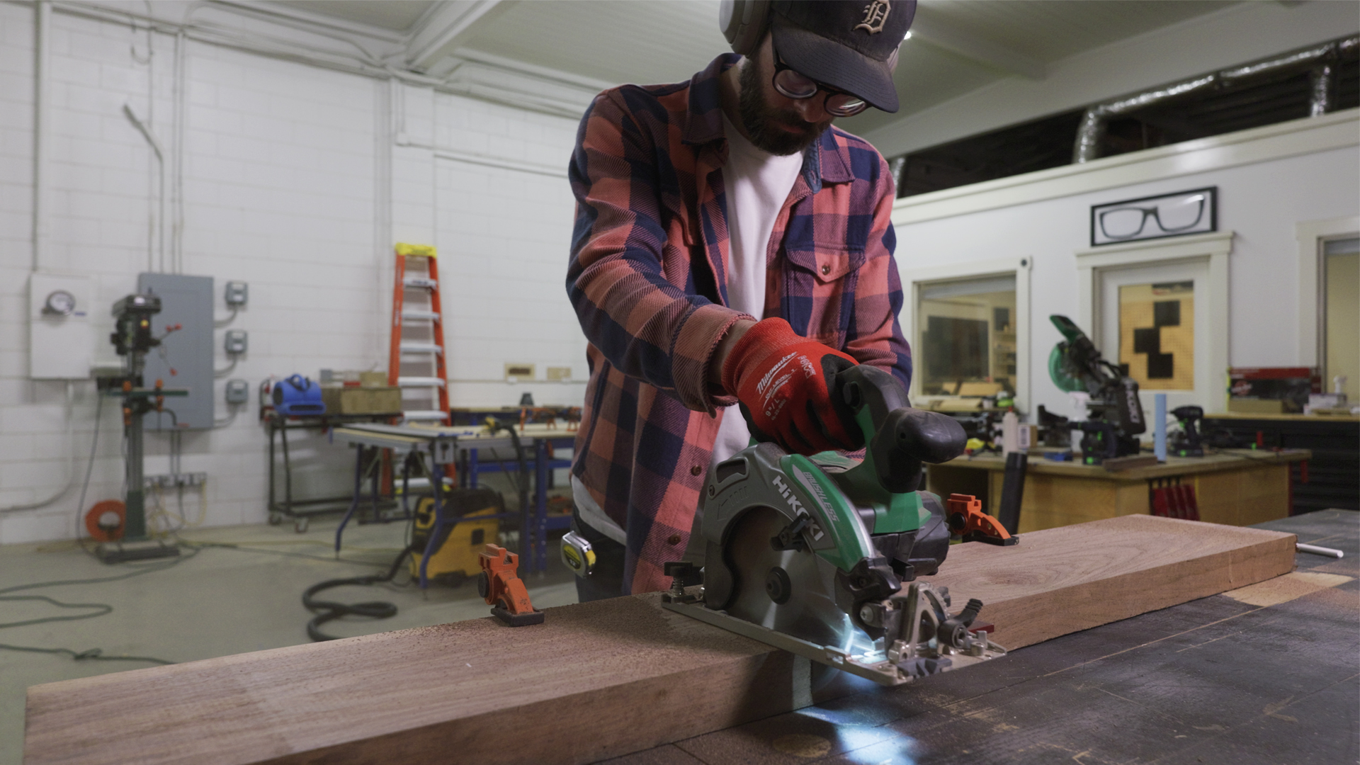 The Best Beginner Woodworking Course...Period